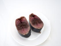 Рыбы ( скумбрии; saba fish) на белой предпосылке стоковые изображения rf Рыбы ( скумбрии; saba fish) на белой предпосылке стоковые изображения rf