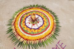 Самые последние дизайны rangoli цветков, новый уникальный дизайн rangoli стоковая фотография Самые последние дизайны rangoli цветков, новый уникальный дизайн rangoli стоковая фотография