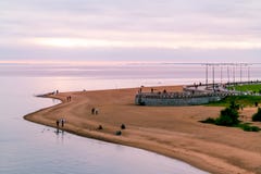 Санкт-Петербург, Россия - 10-ое июля 2018: Взгляд вертела песка в Gulf of Finland от моста яхты стоковые фото Санкт-Петербург, Россия - 10-ое июля 2018: Взгляд вертела песка в Gulf of Finland от моста яхты стоковые фото
