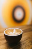 Свежо послужил latte стоковые фото Свежо послужил latte стоковые фото