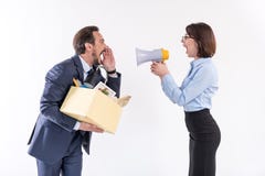 Сердитые работники оспаривают руководство стоковое фото Сердитые работники оспаривают руководство стоковое фото