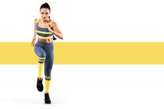 Сильный спринтер атлетических, женщин, бежать носить в мотивировке sportswear, фитнеса и спорта Концепция бегуна с стоковое фото rf Сильный спринтер атлетических, женщин, бежать носить в мотивировке sportswear, фитнеса и спорта Концепция бегуна с стоковое фото rf