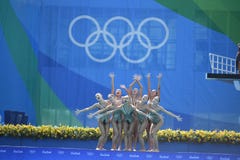 Синхронное плавание в Олимпийских Игр стоковое фото Синхронное плавание в Олимпийских Игр стоковое фото