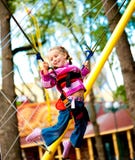 Скача девушка littele стоковые фото Скача девушка littele стоковые фото
