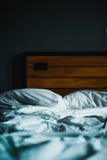 Спальня в гостинице стоковые изображения Спальня в гостинице стоковые изображения