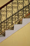 старые лестницы тени railing Стоковое фото RF старые лестницы тени railing Стоковое фото RF