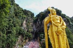 Статуя в пещерах Batu, Куала-Лумпур лорда Murugan стоковые фото Статуя в пещерах Batu, Куала-Лумпур лорда Murugan стоковые фото