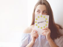 Статья 13 поправка к законодательству ЕС запретила материалы средств массовой информации в Интернете стоковое фото Статья 13 поправка к законодательству ЕС запретила материалы средств массовой информации в Интернете стоковое фото