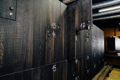Стильная современная удобная просторная уборная Интерьер, никто Дорогие качественные материалы, роскошь стоковая фотография Стильная современная удобная просторная уборная Интерьер, никто Дорогие качественные материалы, роскошь стоковая фотография