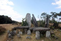 Стоящие камни около Shillong, Meghalaya стоковые изображения Стоящие камни около Shillong, Meghalaya стоковые изображения
