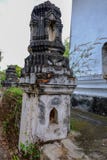 Тайская картина штукатурки на старых пагоде или взгляде со стороны Prang стоковые фото Тайская картина штукатурки на старых пагоде или взгляде со стороны Prang стоковые фото
