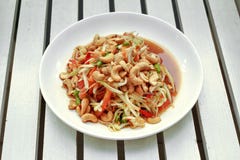 Тайский популярный салат рецепта, пряных и кислых смешанный vegetable с p стоковое фото rf Тайский популярный салат рецепта, пряных и кислых смешанный vegetable с p стоковое фото rf