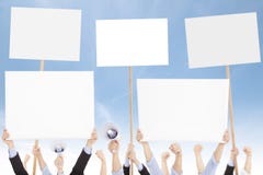 Толпы людей опротестовали против social или политической проблемы стоковое фото Толпы людей опротестовали против social или политической проблемы стоковое фото