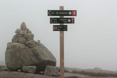 Указатель показывая направление к Kjerag, Норвегии стоковое изображение Указатель показывая направление к Kjerag, Норвегии стоковое изображение