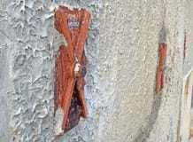 Фасад старого итальянского здания masonry с растягиваемым элементом и анкерной доской металла Стоковые Фото Фасад старого итальянского здания masonry с растягиваемым элементом и анкерной доской металла Стоковые Фото