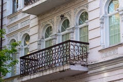 Фасад исторического здания в классическом стиле стоковое фото Фасад исторического здания в классическом стиле стоковое фото