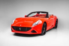 Феррари 2017 Калифорния t регулируя угол dront Speciale стоковые изображения Феррари 2017 Калифорния t регулируя угол dront Speciale стоковые изображения