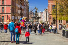 Фонтан Нептуна в старом городке Гданьска, Польше стоковая фотография rf Фонтан Нептуна в старом городке Гданьска, Польше стоковая фотография rf
