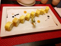 Фотография ресторана вкусных суш установленная стоковое изображение Фотография ресторана вкусных суш установленная стоковое изображение