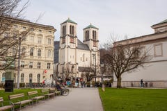 Церковь ` s St Andrew на platz Mirabell в Зальцбурге, Австрии Стоковые Изображения Церковь ` s St Andrew на platz Mirabell в Зальцбурге, Австрии Стоковые Изображения