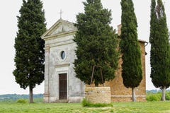 Церковь Vitaleta r o Val d „Orcia, Сиена, Тоскана, Италия - май 2019 стоковое фото rf Церковь Vitaleta r o Val d „Orcia, Сиена, Тоскана, Италия - май 2019 стоковое фото rf