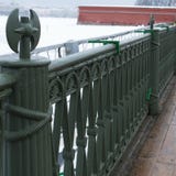 Часть старой решетки чугуна для моста обнесет забором Санкт-Петербург, Россию стоковое фото Часть старой решетки чугуна для моста обнесет забором Санкт-Петербург, Россию стоковое фото