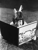 Чтение потеха (все показанные люди более длинные живущие и никакое имущество не существует Гарантии поставщика что будет никакая стоковые фотографии rf Чтение потеха (все показанные люди более длинные живущие и никакое имущество не существует Гарантии поставщика что будет никакая стоковые фотографии rf