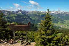 Эпичный ландшафт горы в баварских горных вершинах, который нужно путешествовать и походе стоковые фото Эпичный ландшафт горы в баварских горных вершинах, который нужно путешествовать и походе стоковые фото