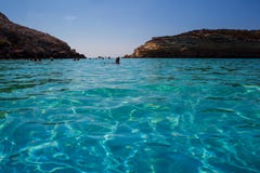 兰佩杜萨,Spiaggia dei conigli最著名的海地方的看法 图库摄影 兰佩杜萨,Spiaggia dei conigli最著名的海地方的看法 图库摄影