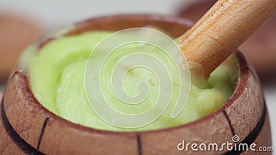 生姜和石灰的绿色有机蜂蜜特选焦点影视素材 视频包括有倾吐 视图 有用 宏指令 蜂蜜 医学 生姜和石灰的绿色有机蜂蜜特选焦点影视素材 视频包括有倾吐 视图 有用 宏指令 蜂蜜 医学