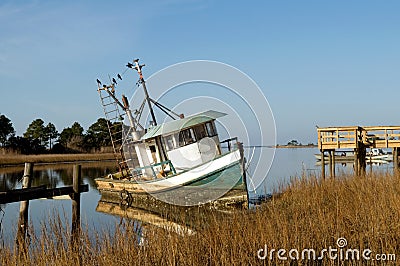 Abandoned shrimp boat, Florida Stock Photo