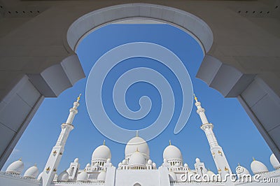 ABU DHABI, UAE -19 MARCH 2016: Sheikh Zayed Grand Mosque in Abu Dhabi, United Arab Emirates. Editorial Stock Photo