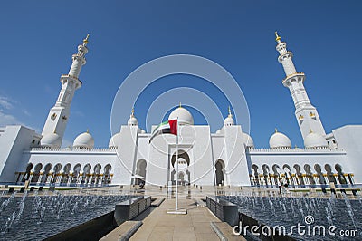 ABU DHABI, UAE -19 MARCH 2016: Sheikh Zayed Grand Mosque in Abu Dhabi, United Arab Emirates. Editorial Stock Photo