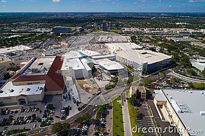 Aventura Mall new food court construction and slide 2017 Editorial Stock Photo
