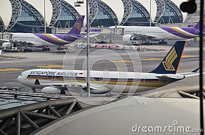 Airlines flight in Suvarnabhumi International Airport Editorial Stock Photo