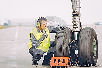 Airport worker mechanic Stock Photo