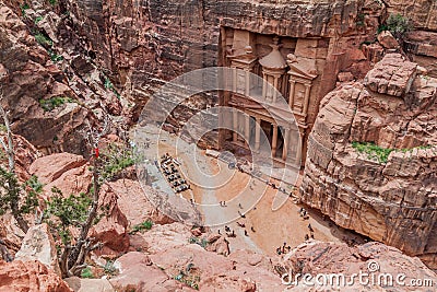 Al Khazneh temple (The Treasury) in the ancient city Petra, Jord Stock Photo