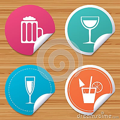 Alcoholic drinks signs. wine, beer icons. Vector Illustration