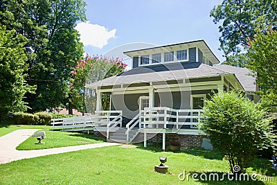 Alex Haley Museum House Front, Henning, Tennessee Editorial Stock Photo