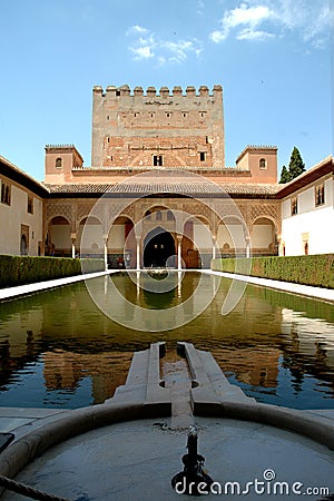 Alhambra palace and waterfountain Stock Photo