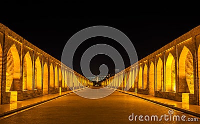 Allahverdi Khan Bridge (Si-o-seh pol) in Isfahan Stock Photo
