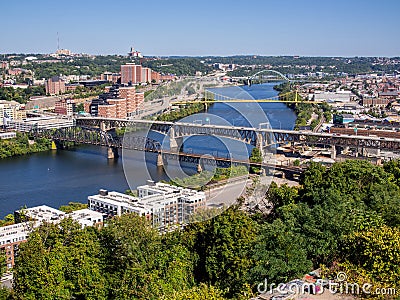 Allegheny River and Pittsburgh bridges Panhandle, Liberty, 10th St and Birmingham, with the Cathedral of Learning in the far Stock Photo