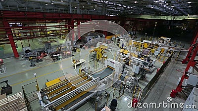 Allgemeiner Plan der Draufsicht des Produktionsgeschäftes stock video footage Allgemeiner Plan der Draufsicht des Produktionsgeschäftes stock video footage