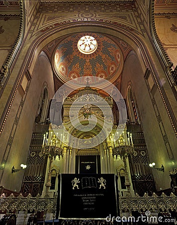 Altar of Dohany street Synagogue Stock Photo