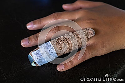 Aluminium Finger Splint on a Woman Ring Finger, Treatment Of Fin Stock Photo