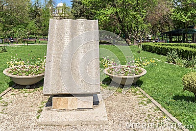 The American Heroes Monument In Cismigiu Gardens Editorial Stock Photo