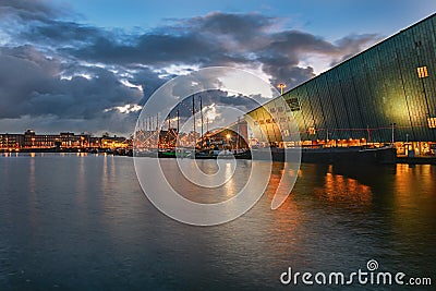 Oosterdok canal in Amsterdam with Nemo Science Museum on the rig Editorial Stock Photo