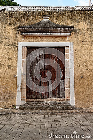 Door on the Road of the firars, Valladolid, Yucatan Stock Photo