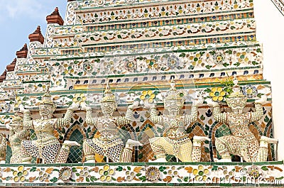 Ancient guardians at the temple of Wat Arun in Bangkok Stock Photo