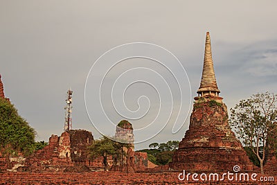 Ancient remains of Wat Ratchaburana temple in the Ayutthaya Hist Stock Photo